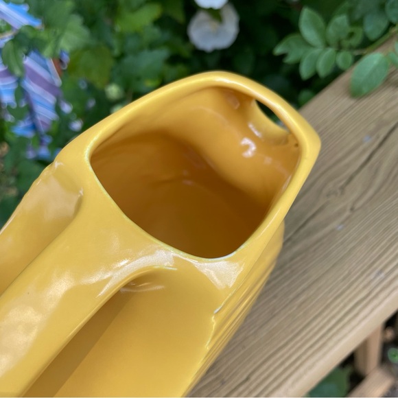 SOLD Fiesta Ware Medium Disc Pitcher Daffodil Marigold Yellow Homer Laughlin - Picture 4 of 11